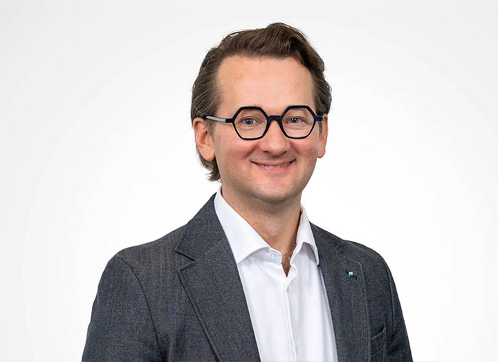 Jacek Karnicki Schweizer